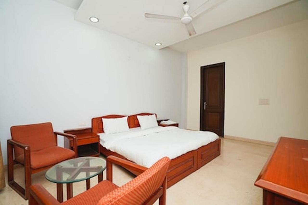 Greenleaf Apartment And Suites, Kalkaji Új-Delhi Kültér fotó