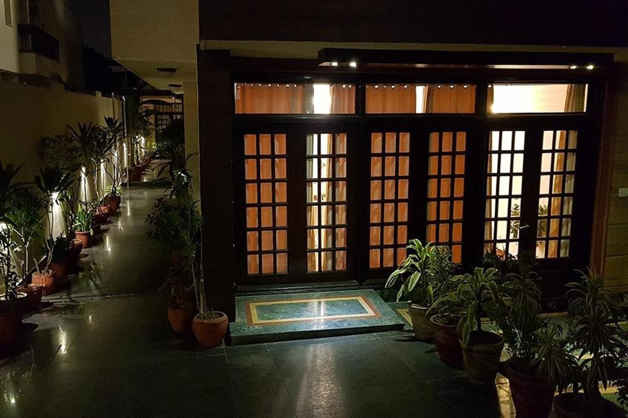 Greenleaf Apartment And Suites, Kalkaji Új-Delhi Kültér fotó