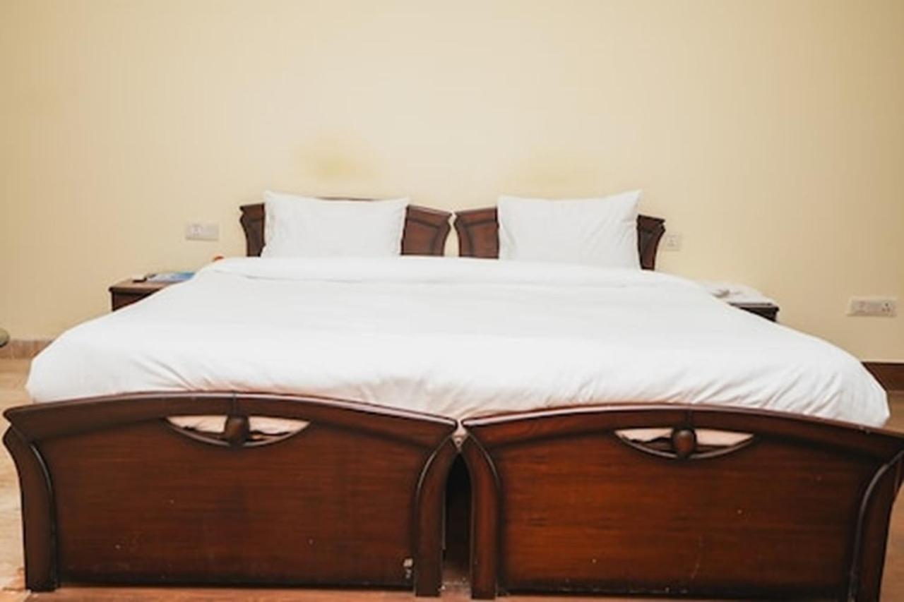 Greenleaf Apartment And Suites, Kalkaji Új-Delhi Kültér fotó